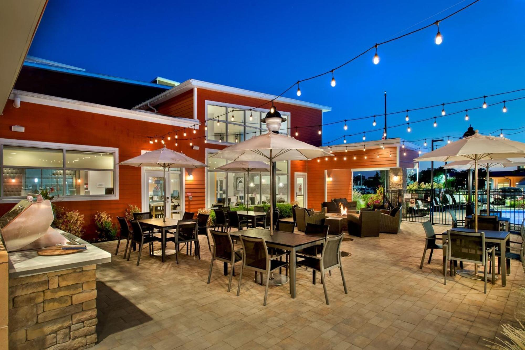 Residence Inn By Marriott New York Long Island East End Riverhead Exterior foto